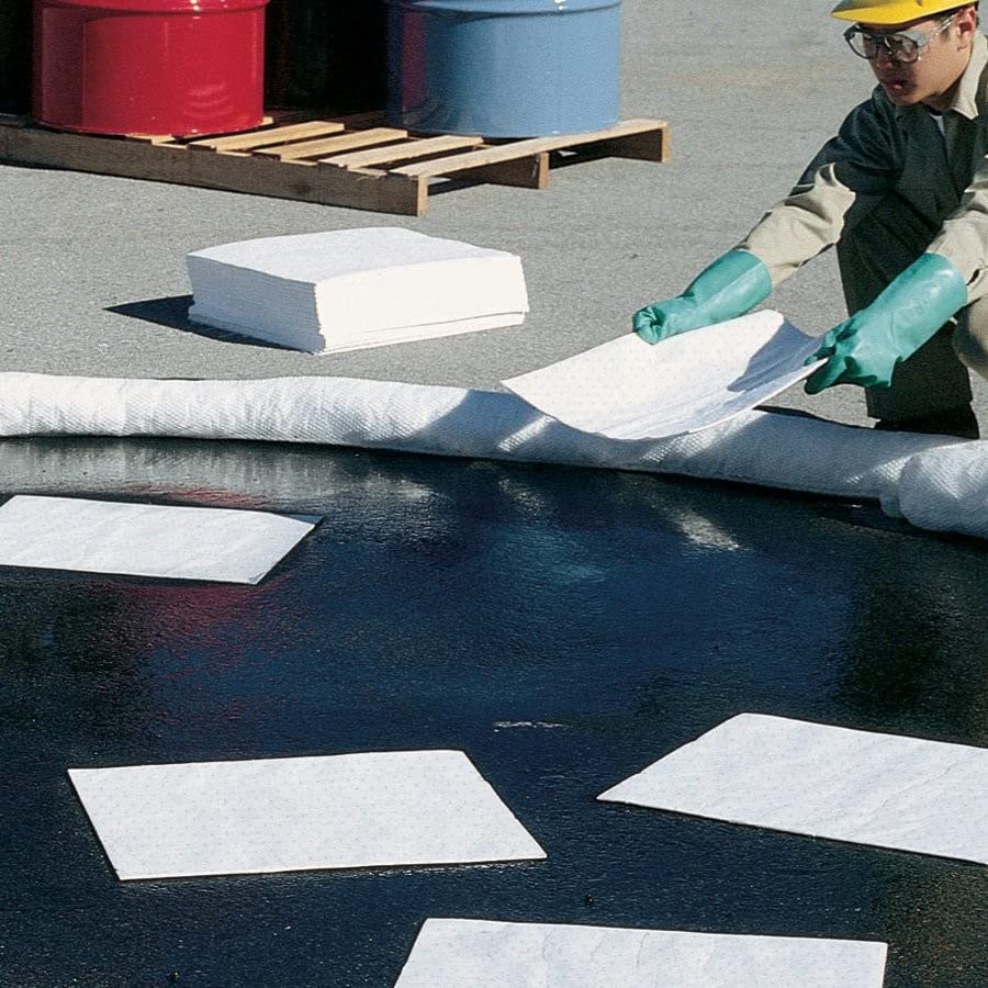 PIG Oil Mat - Oil-Only Absorbent Mat Pad - 200 Pads per Bag - 15" x 20" Pad - Absorbs up to 14 Ounces per Pad - MAT423 - style: Without Dispenser Box