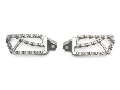 AltRider Adventure II Foot Pegs Compatible With BMW R 1200/1250 / 1300 GS/GSA - Heavy Duty Design - Boot Friendly, High Traction Cleats for Stability & Grip - Adjustable Camber & Height - Silver - color: Silver, size: Adventure II (58mm x 122mm)