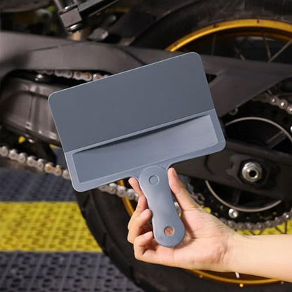Chain Oiler Tool, Foldable Oil Baffle, Motorcycle Chain Lube Applicator, No Clutter Design Folding Splash Guard, Easy to Use Cycling Accessories for Kids Adults Cycing Beginners and Lovers