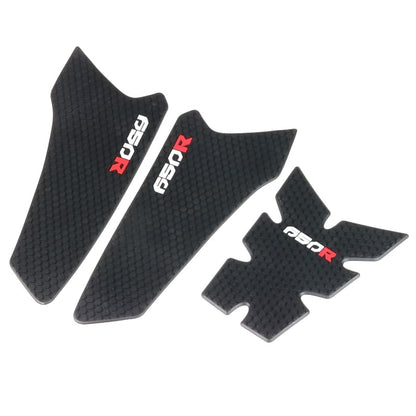 ONE.K.S Motorcycle Tank Grip Stickers Traction Rubber Side Pad Gas Fuel Knee Grip Decal Protector Sticker Anti Slip Real Carbon Look Fit for CBR650R CB650R 2019-2023