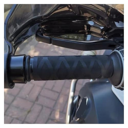 Universal Motorcycle Heat Shrink Sleeve Handlebar Covers Rubber Shrinkable Handlebar Grip Glove Non Slip Waterproof Handlebars Grips - color: Black handle
