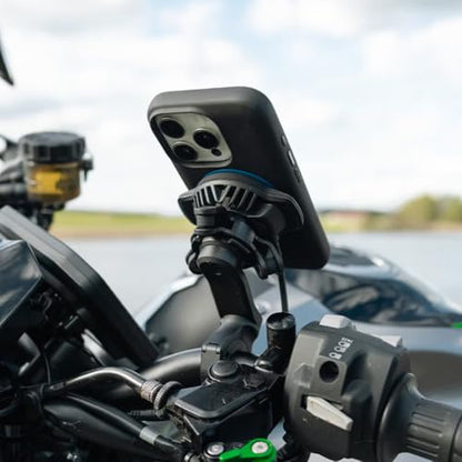 Quad Lock USB Waterproof Wireless Charging Head for Motorcycle and 360 Range