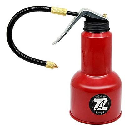 500ML Metal High Pressure Feed Oil Spray Gun Bottle Oil Can with Detachable Metal Straight & Flexible Spout - color: Red