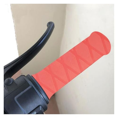 Universal Motorcycle Heat Shrink Sleeve Handlebar Covers Rubber Shrinkable Handlebar Grip Glove Non Slip Waterproof Handlebars Grips - color: Red handle