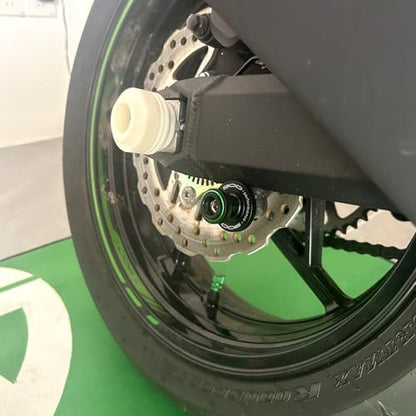 Fit For Kawasaki Z900 Z900RS Z900SE Z 900 2017-2022 2023 2024 2025 Motorcycle CNC Swingarm Spool Sliders Stand Screw Swing Arm Sliders (Green) - color: Green