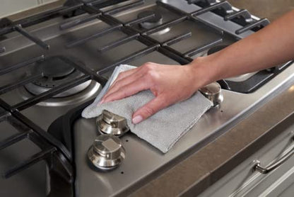 Rubbermaid All Purpose Microfiber Cleaning Cloth Towels, 50 Pack, 12"x12", Non-Scratch, Reusable/Washable for Cleaning/Wiping/Polishing for Home/Kitchen/Car