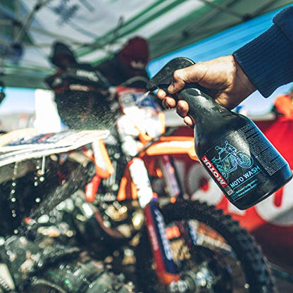 Motul 104881 MC Care E2 Moto Wash Powersports Degreaser and Cleaner Spray for Use on All Surfaces 1 Liter