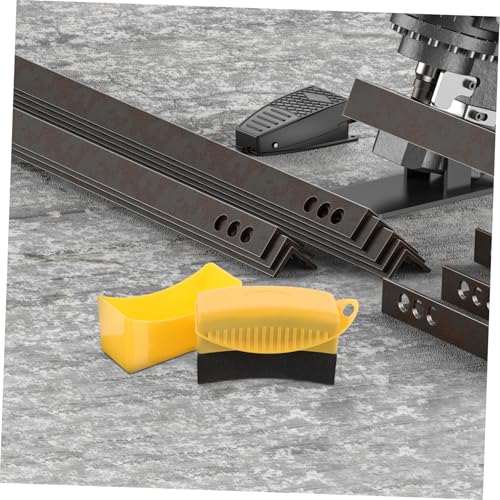 Cabilock Curved Sponge Brush for Tire Detailing Car Wax Applicator Pad Lid for Car Motorcycle Detailing Automotive Cleaning Tool