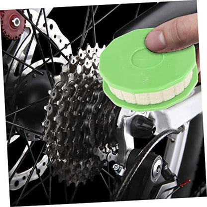 2pcs Bike Lubrication Tool Bike Chain Care Compact Oiling Tool Roller Oiler