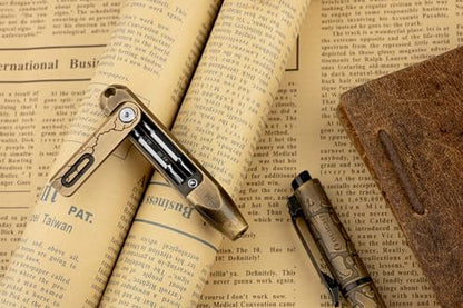 OKNIFE Otacle D1 Cracked Brass Small EDC Multi Bit Pocket Screwdriver, 8 in 1 Mini Precision Screwdriver Set, S2 Steel Magnetic Bits for Work or Daily Use - color: Cracked Brass