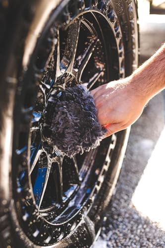 The Rag Company - Ultra Wool Wheel Mitt - Wash and Scrub Wheel Faces and Details Without Scratching or Marring Car - Marino Wool - Fits Over Fingers for Easy and Comfortable Detailing (2 Pack)